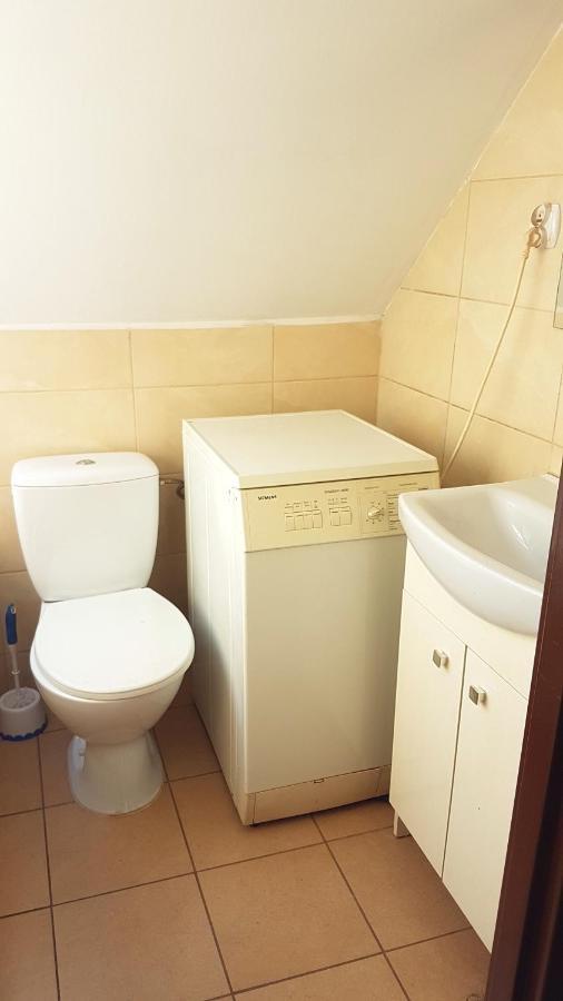 E&S_ Apartament Milicz Esterno foto